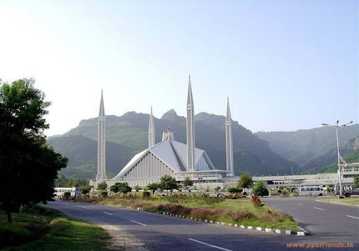 Huge architecture around the world Biggest architecture around the world