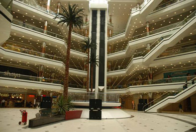 Huge architecture around the world Biggest architecture around the world