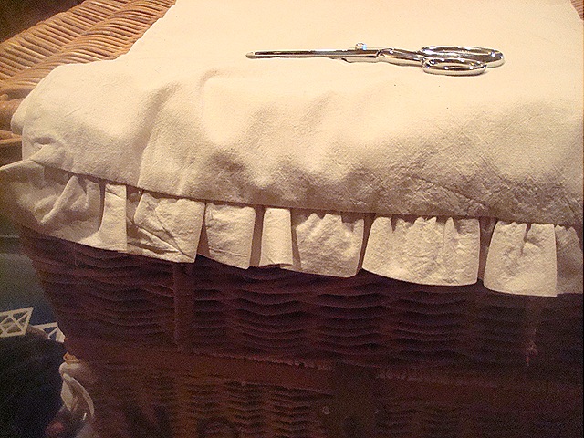[decorthrift0204.jpg]