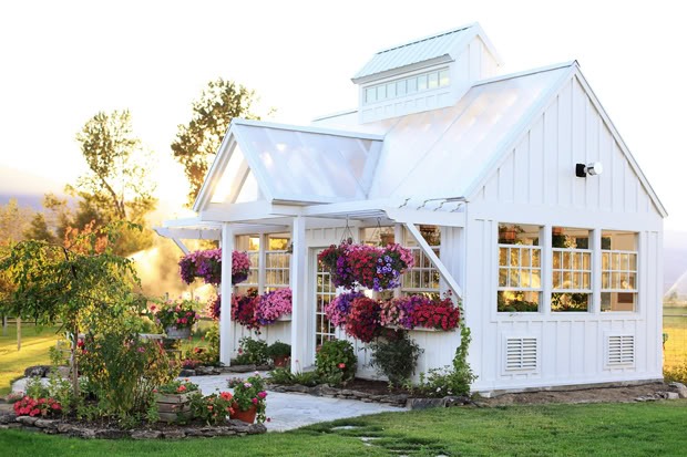[meadowbrook-farm-patio1.jpg]