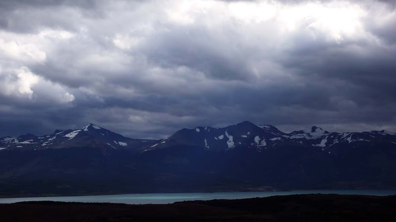 Foto de  10. Puerto Natales - Lago Porteño 