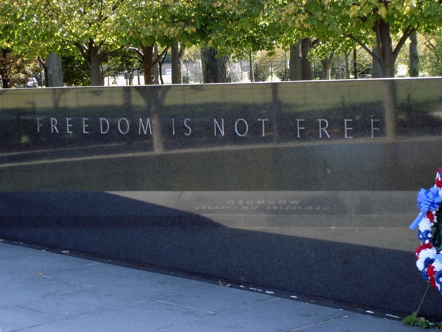 [Memorial-Day-01[5].jpg]