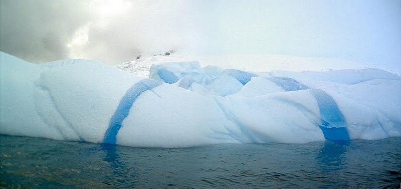 [Striped Icebergs - Amazing Nature Photos[3].jpg]