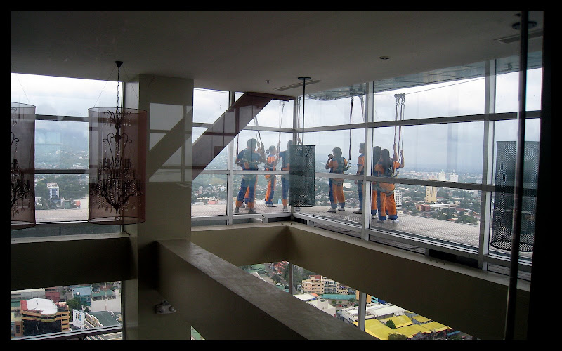 skywalk extreme, club ultima, cebu philippines, cebu blog Cebu Restaurants for%20upload7 Sky Experience Adventure Part 2: Skywalk Extreme