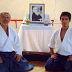 Seminario Donovan40.jpg - Sensei Hugo y Rodrigo frente al kamiza