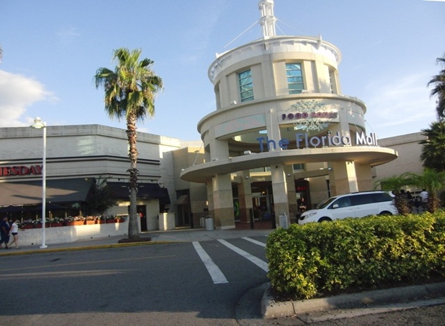 [Florida mall[4].jpg]