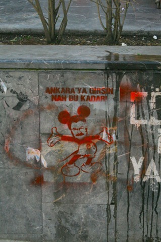 [ankara-streetart-bestekar-03[5].jpg]