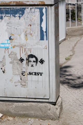 [streetart-cankiri-01[12].jpg]