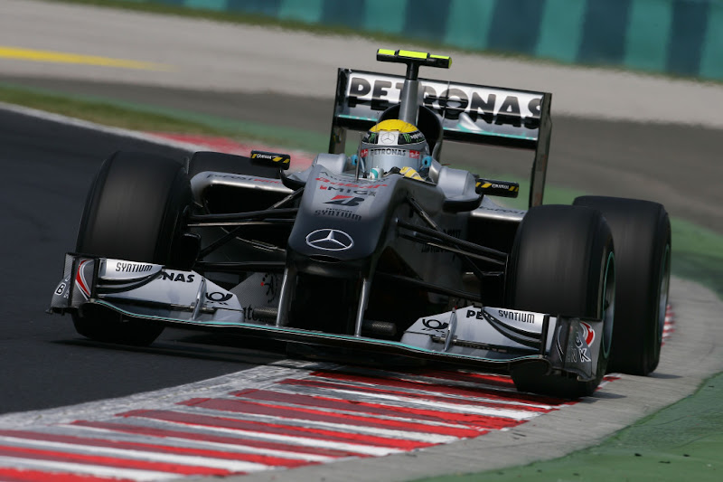nico-rosberg-s-tire-incident-in-hungary-explained-23061_1.jpg