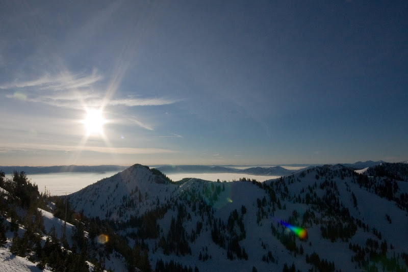 IMAGE: http://lh5.ggpht.com/_g1eUpE8zkKU/S1DT2J0ISsI/AAAAAAAADxo/SjS1L-t5A7M/s800/2010-1-15%20Wolverine%20Tour-4.jpg