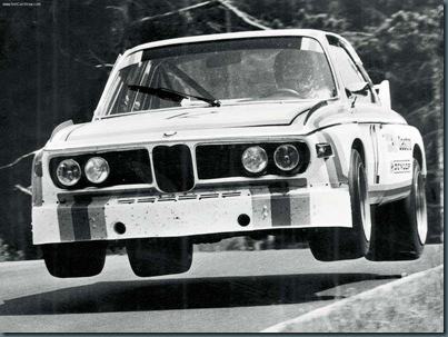 BMW-3.0_CSL_1971_800x600_wallpaper_02