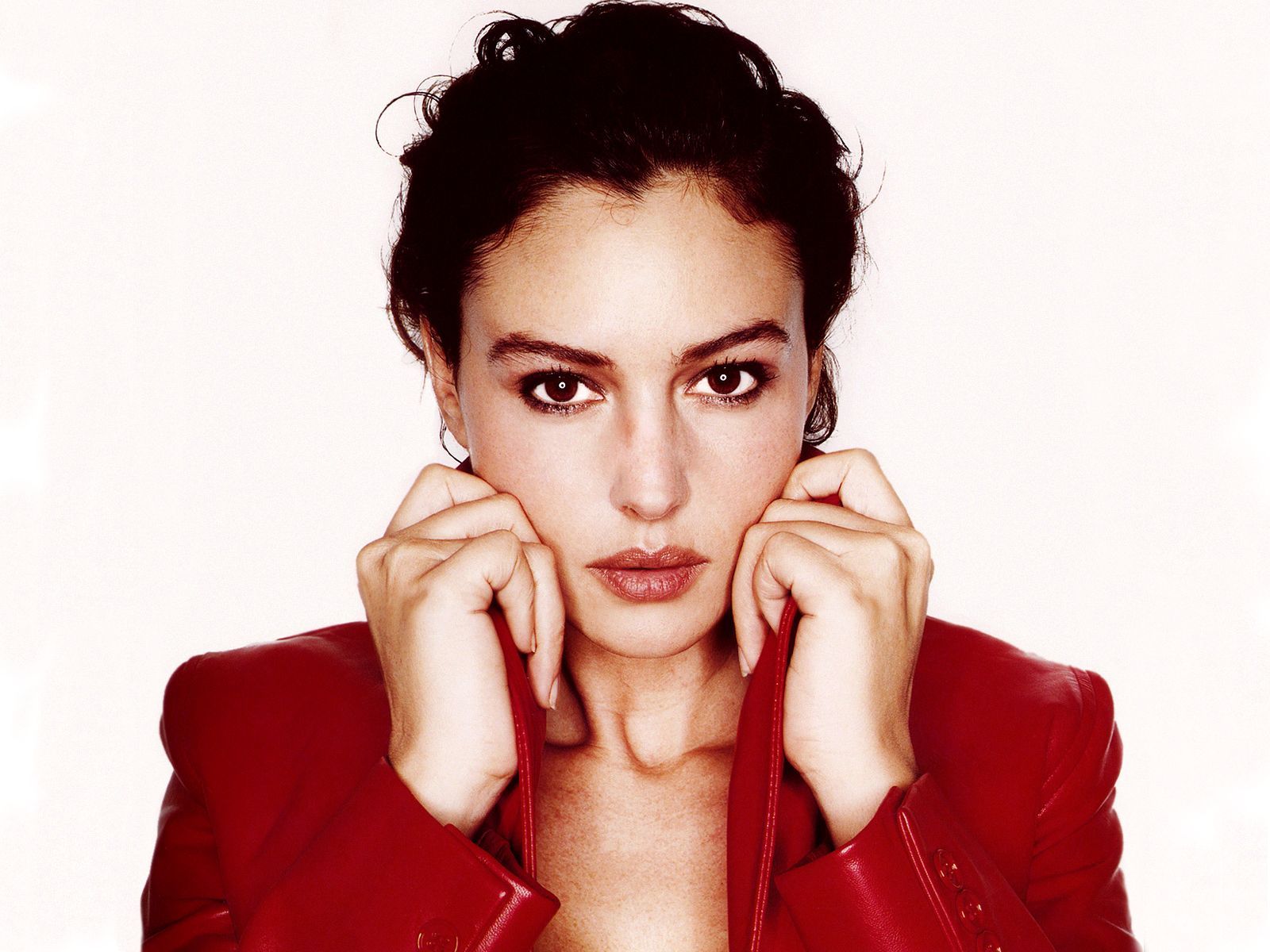 [Hot-and-Sexy-Monica-Bellucci-Wallpapers.jpg]