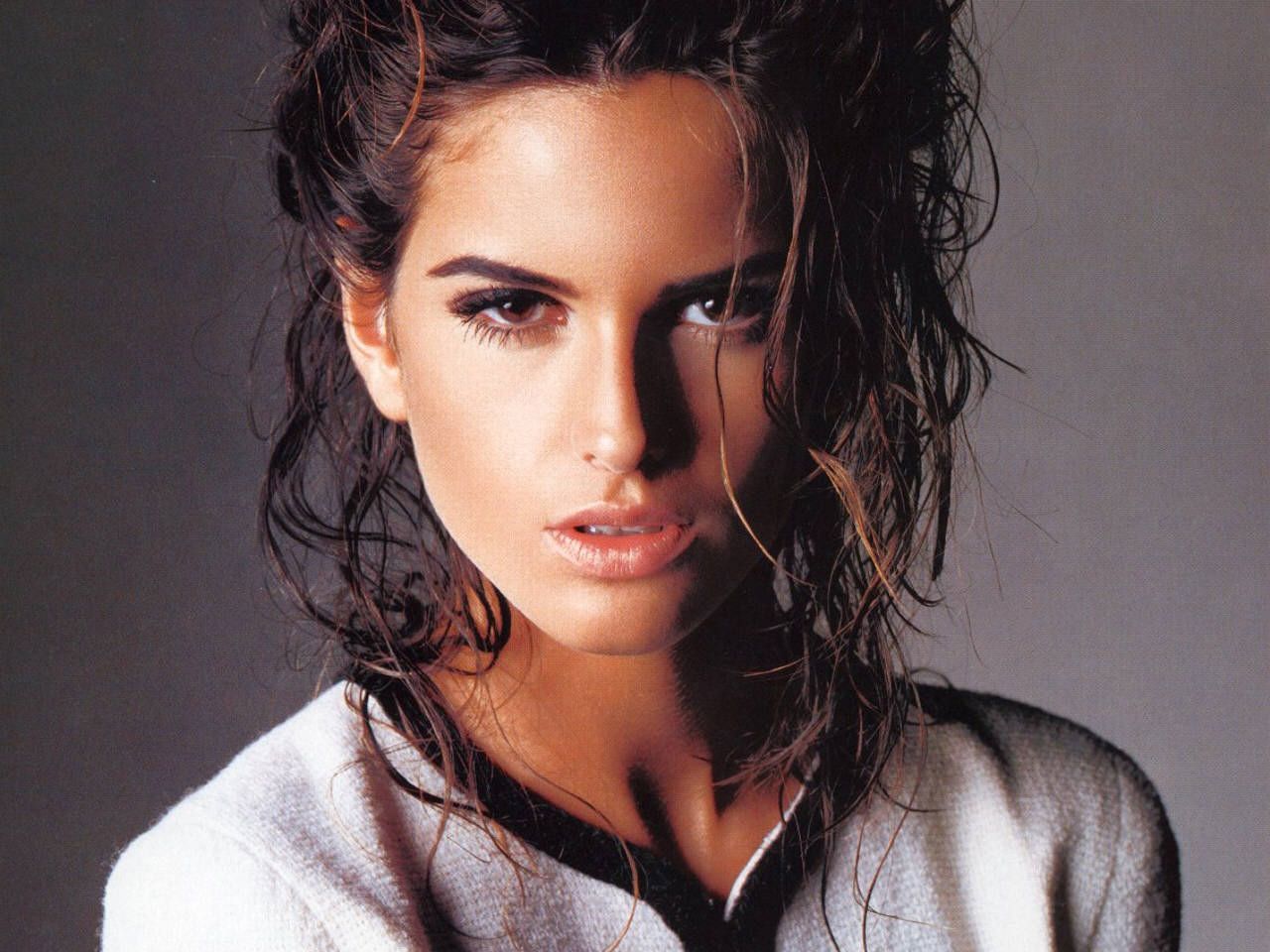 [Hot-and-Sexy-Girls-Wallpapers-400Pics.jpg]