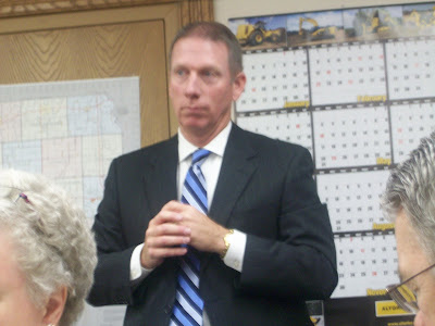 West Chester Savings Bank President Steve Olson is serving on the committee that's been researching potential new locations for Washington County Public Health. Here he addresses supervisors during the 11/17/09 meeting. (KCII NEWS)