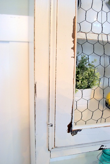 [white hutch finished 007[4].jpg]