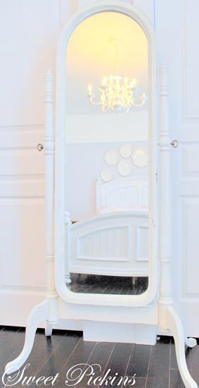 [finished furniture 073[5].jpg]