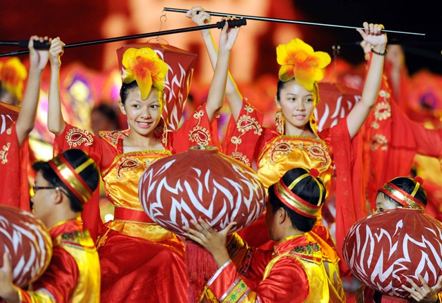 [Chinese dance[4].jpg]