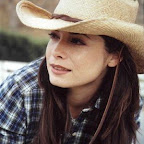 Holly Marie Combs