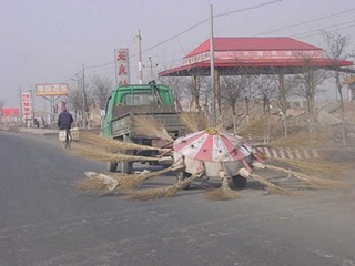 only_in_china_27