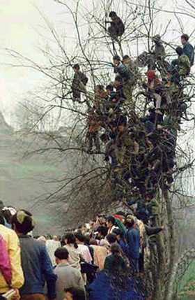 only_in_china_23