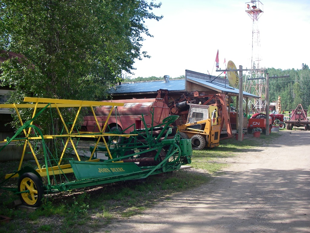 [AK09 Leg 11, Dawson Creek to Fort Nelson, 2 013[3].jpg]