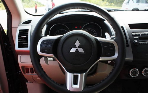 Interior Mitsubishi Outlander