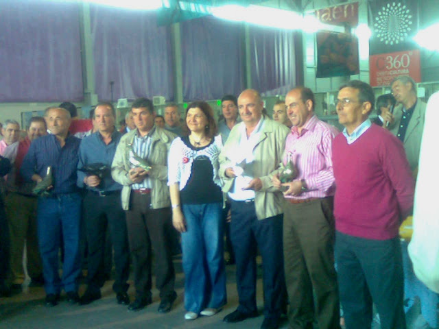 http://lh5.ggpht.com/_gq9_-hWZUzs/S-khPQliumI/AAAAAAAAAcY/hWFvFAMXMOQ/s640/Imagen0804.jpg
