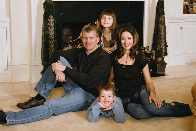 [Burton Family[3].jpg]