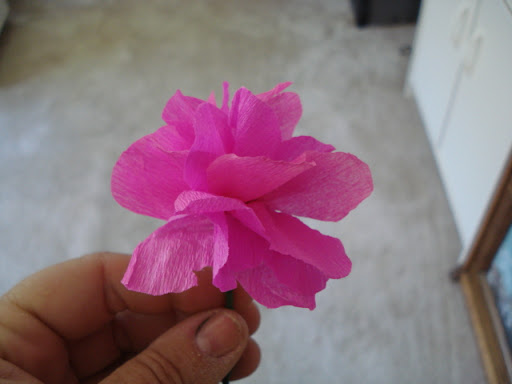 crepe paper flowers how to make. Diecut crepe paper flowers