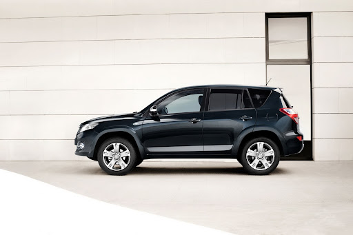 auto-diary.ru-Toyota-RAV4-2010-9.jpg