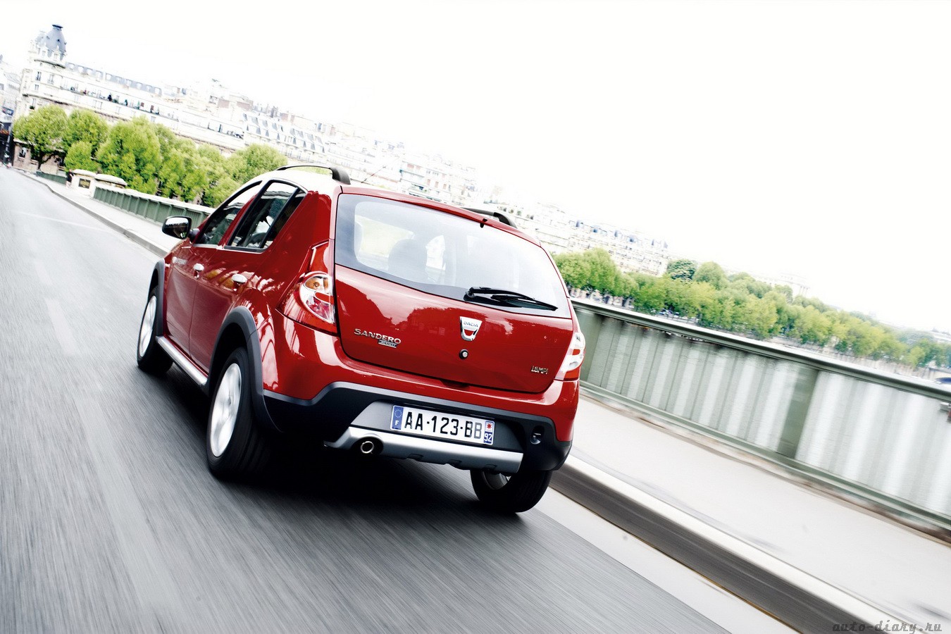 [auto-diary.ru_Dacia_Stepway_17.jpg]