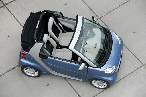 2011-Smart-ForTwo-14.jpg