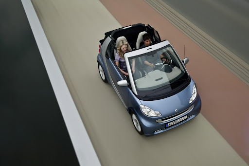 2011-Smart-ForTwo-15.jpg