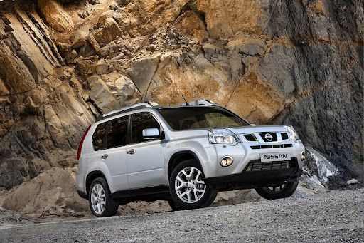 2010-Nissan-X-Trail-7.JPG