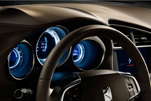 2011-Citroen-DS4-13.jpg
