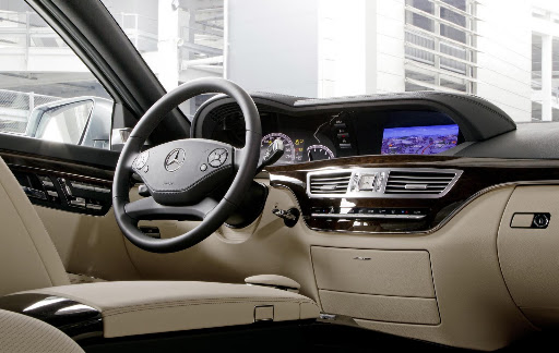 Mercedes-Benz-S350 BlueTec-Start-Stop-08.jpg