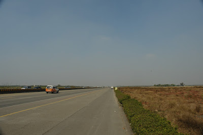 I like this view on Route 1 so much I stop my car. About to connect to Highway 3.