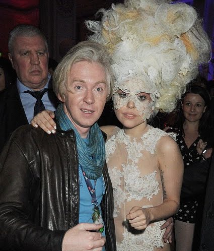 Lady Gaga wants to make hats for Treacy article 1278788 09935B36000005DC 779 468x517 Lady Gaga wants to make hats for Treacy
