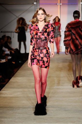 Zac%2BPosen%2BRunway%2BFall%2B2010%2BMBFW%2B0v8w5MEOV4Hl 2010 Fashion Show: Zac Posen