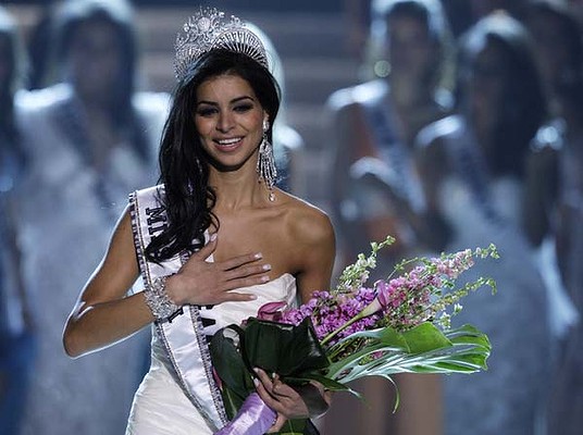 Rima Fakih wins Miss USA 2010 missusa 600x400 Rima Fakih wins Miss USA 2010