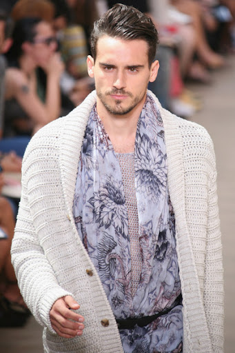 Louis%2BVuitton%2BParis%2BFashion%2BWeek%2BMenswear%2B6gDAQSOsJ6Tl Louis Vuitton Collection   Paris Fashion Week 2011