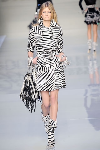 blumarine trench Trench Coat Fashion Trend