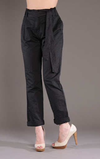9Chinos 377x600 The Perfect Chinos