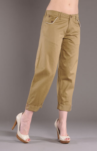 2Chinos 388x600 The Perfect Chinos