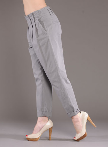 1Chinos 438x600 The Perfect Chinos
