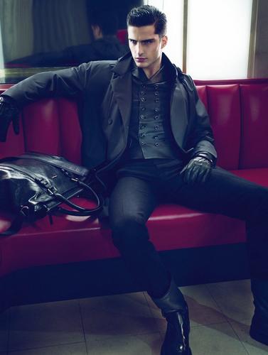janiceforarmani4 Giorgio Armani Fall 2010 Ad Campaign