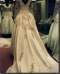 gown back