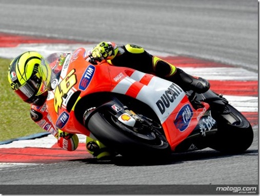 Valentino-Rossi-in-action-MotoGP-in-Sepang-test-2011-wallpaper
