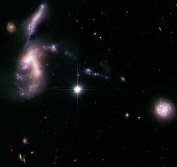 [hickson compact group 31[4].jpg]