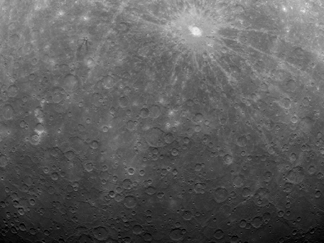 [imagem obtida de Mercúrio pela sonda Messenger[4].jpg]